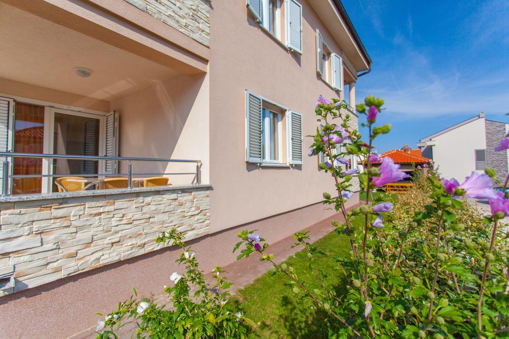 Apartments Mia Baška Eksteriør billede
